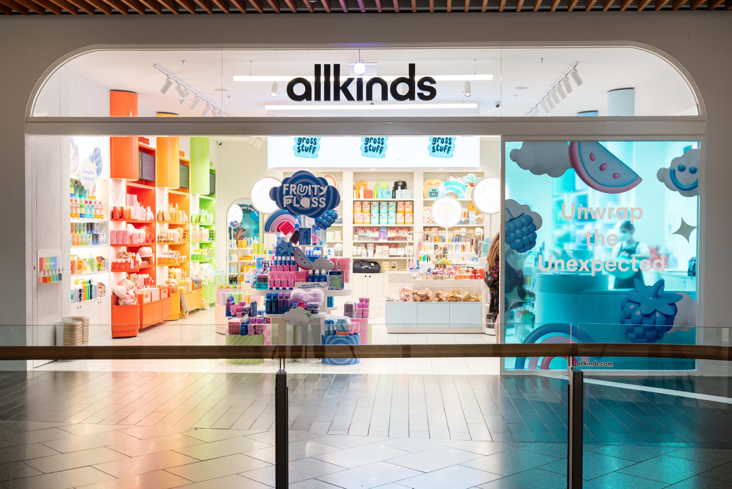 Styleprint visual merchandising activation for AllKinds