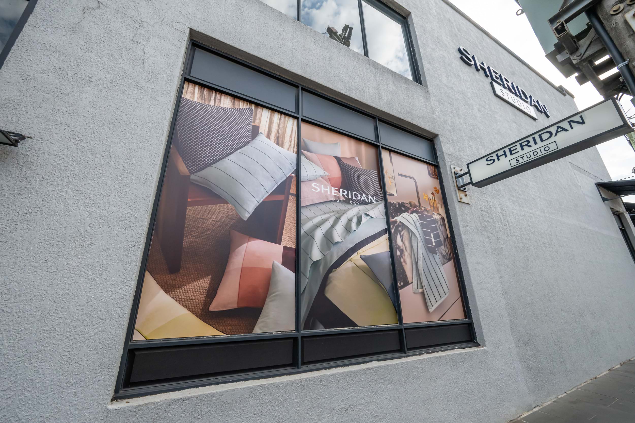 Sheridan Newnesss for Every Room - Bathtub Window Display